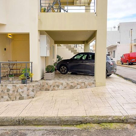 Kalamata Lime Studio - Cozy Gem With Private Parking Eksteriør billede